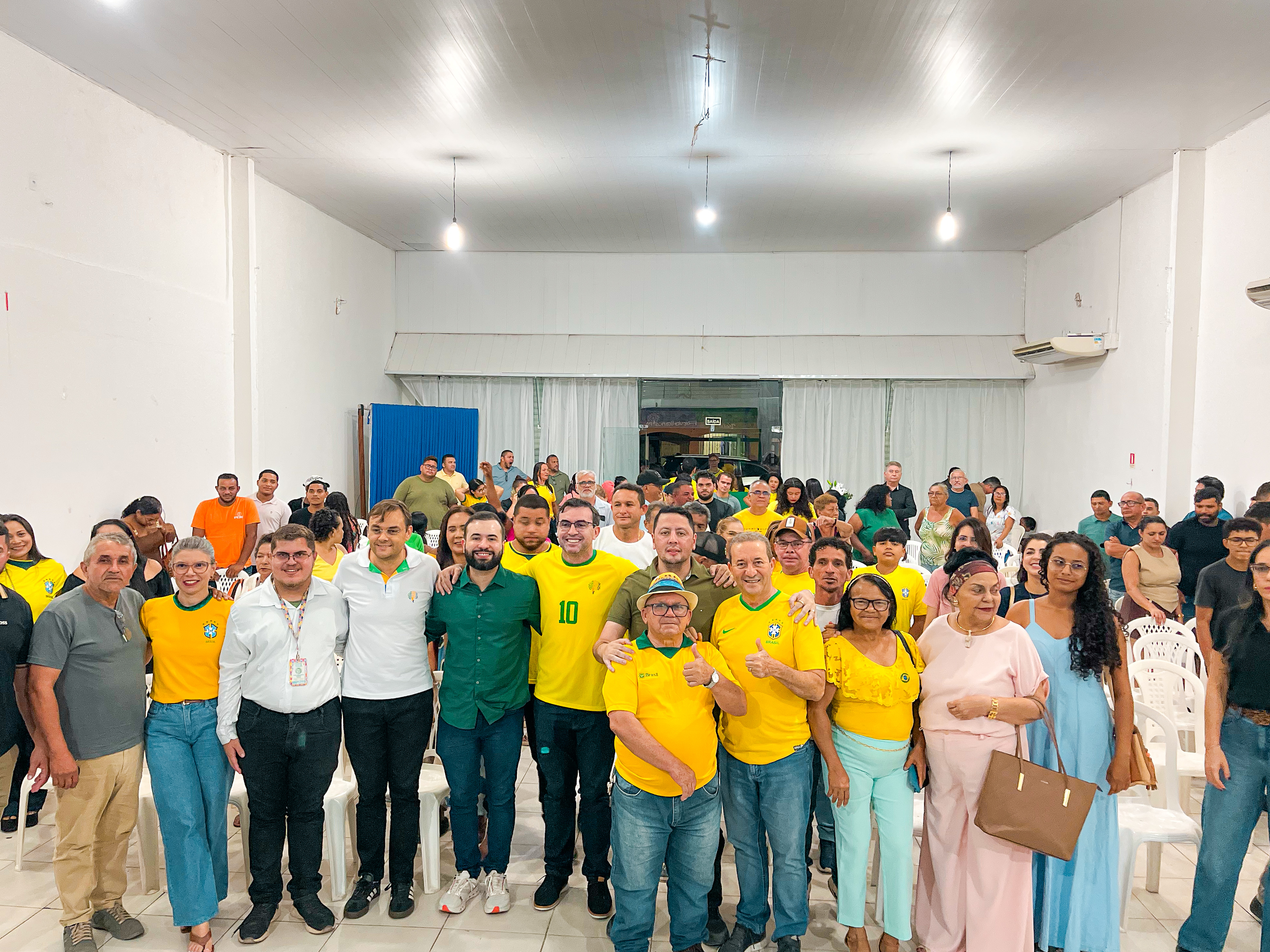 Em ato de apoio a Flávio Bolsonaro, Republicanos apresenta nova diretoria municipal em Castanhal
