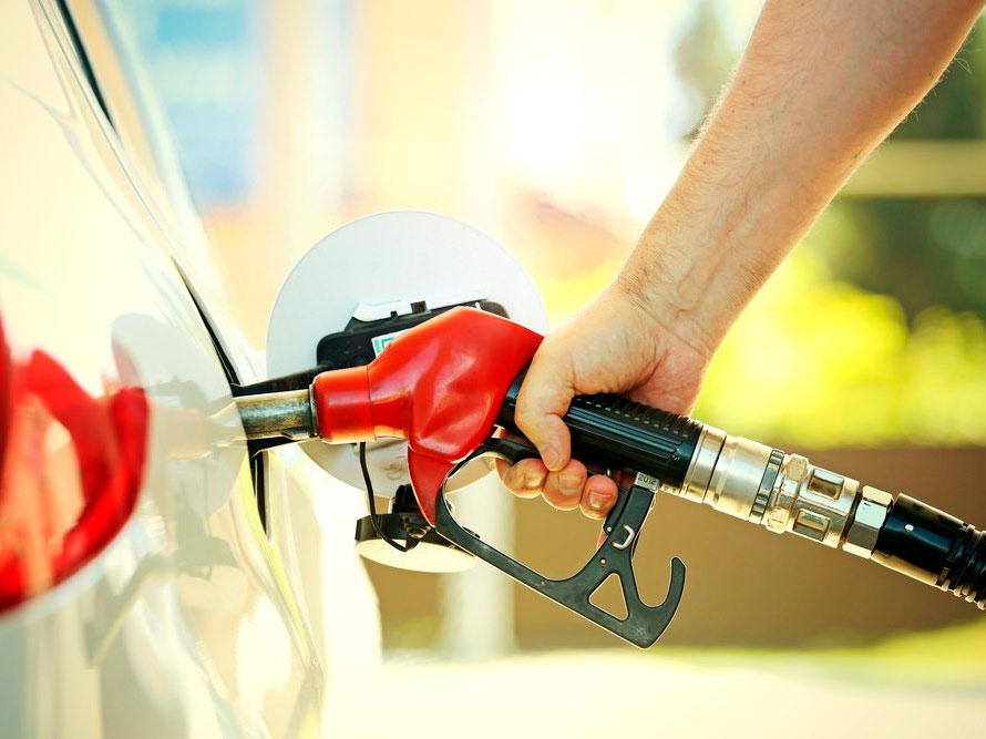 A 16 dias do segundo turno, Lula anuncia corte de impostos sobre gasolina e incentivo extra ao diesel