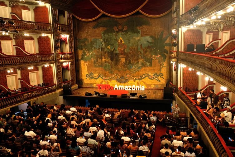 TEDx Amazônia no Theatro da Paz, em Belém, em 6 de junho de 2025.
