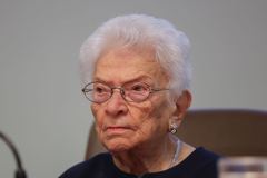 Fotografia da reportagem: Com 91 anos, Erundina é a deputada estadual mais velha eleita em 2026